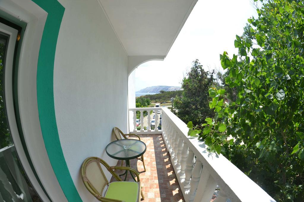Apartmani Jenny I Tania Lopar Exterior photo