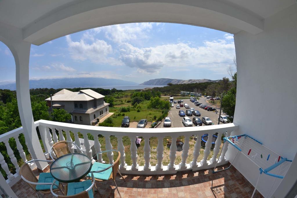 Apartmani Jenny I Tania Lopar Exterior photo