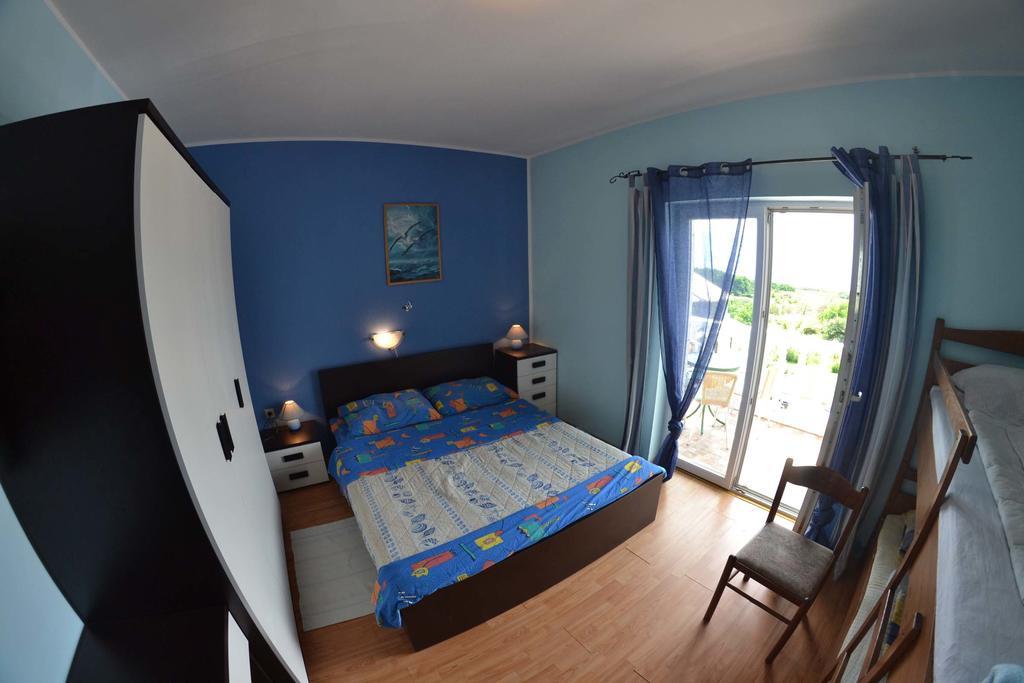 Apartmani Jenny I Tania Lopar Exterior photo